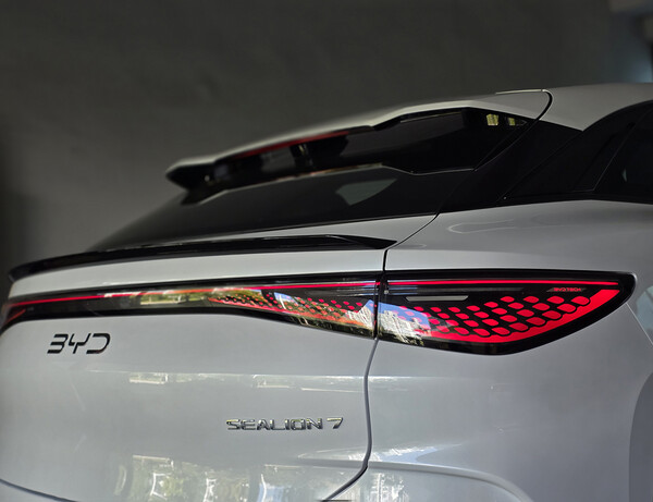 BYD 씨라이언 7 후면부. (사진=권진욱 기자)